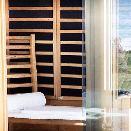 Saltwater - Absolute Oceanfront, Fire Pits, Some Villas With Hot Tubs And Sauna Falmouth Eksteriør bilde