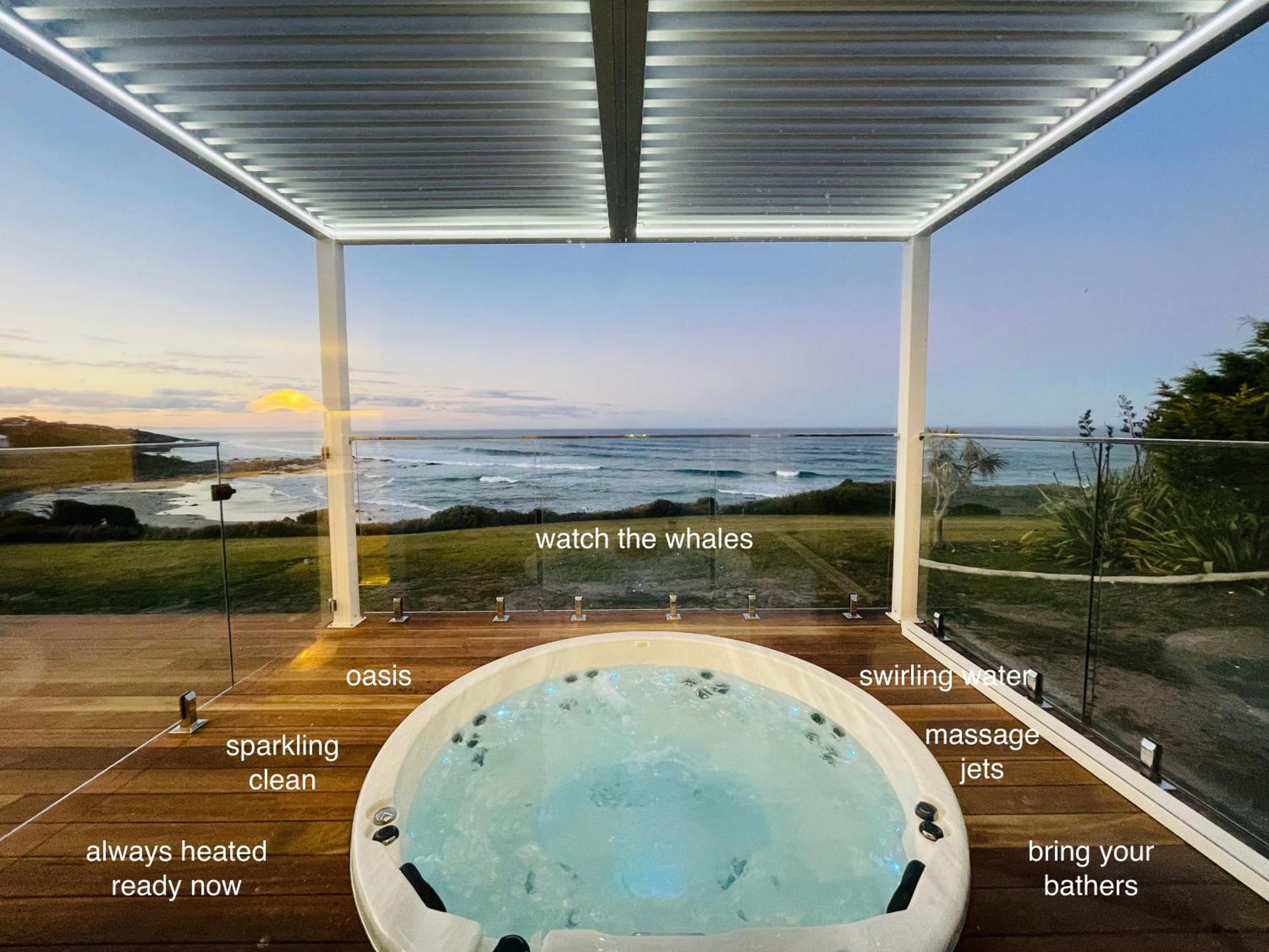 Saltwater - Absolute Oceanfront, Fire Pits, Some Villas With Hot Tubs And Sauna Falmouth Eksteriør bilde