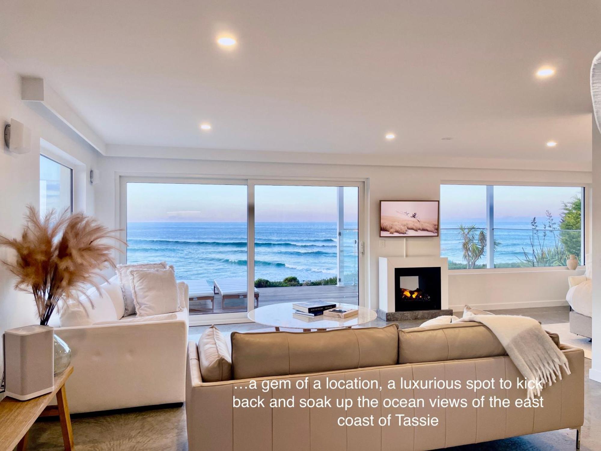 Saltwater - Absolute Oceanfront, Fire Pits, Some Villas With Hot Tubs And Sauna Falmouth Eksteriør bilde