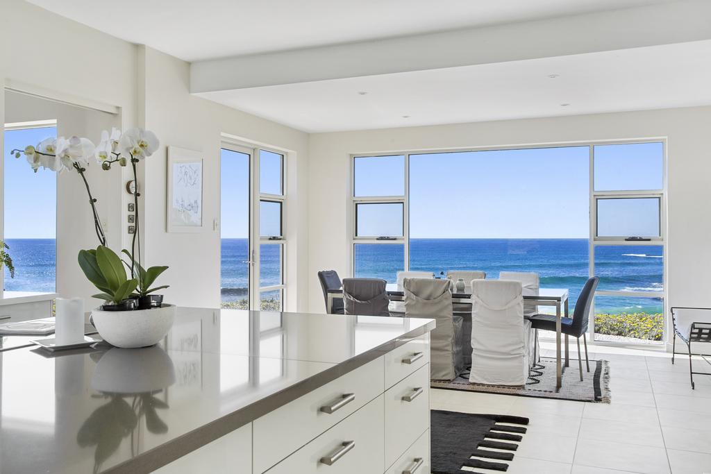 Saltwater - Absolute Oceanfront, Fire Pits, Some Villas With Hot Tubs And Sauna Falmouth Rom bilde