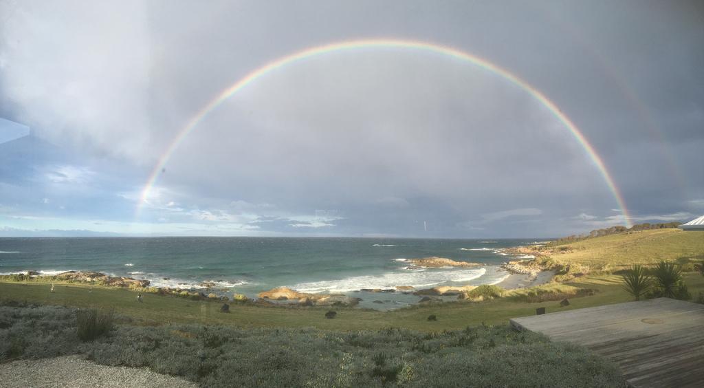Saltwater - Absolute Oceanfront, Fire Pits, Some Villas With Hot Tubs And Sauna Falmouth Eksteriør bilde