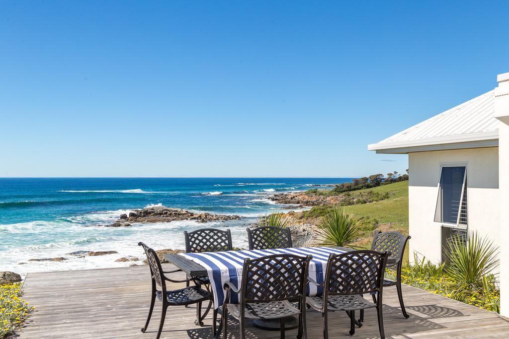 Saltwater - Absolute Oceanfront, Fire Pits, Some Villas With Hot Tubs And Sauna Falmouth Eksteriør bilde