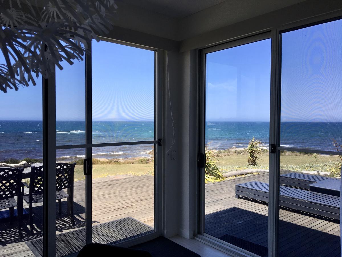 Saltwater - Absolute Oceanfront, Fire Pits, Some Villas With Hot Tubs And Sauna Falmouth Eksteriør bilde