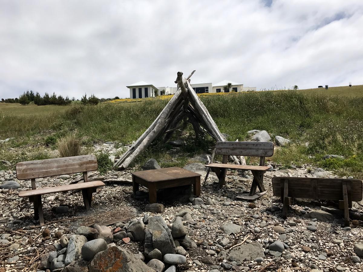Saltwater - Absolute Oceanfront, Fire Pits, Some Villas With Hot Tubs And Sauna Falmouth Eksteriør bilde