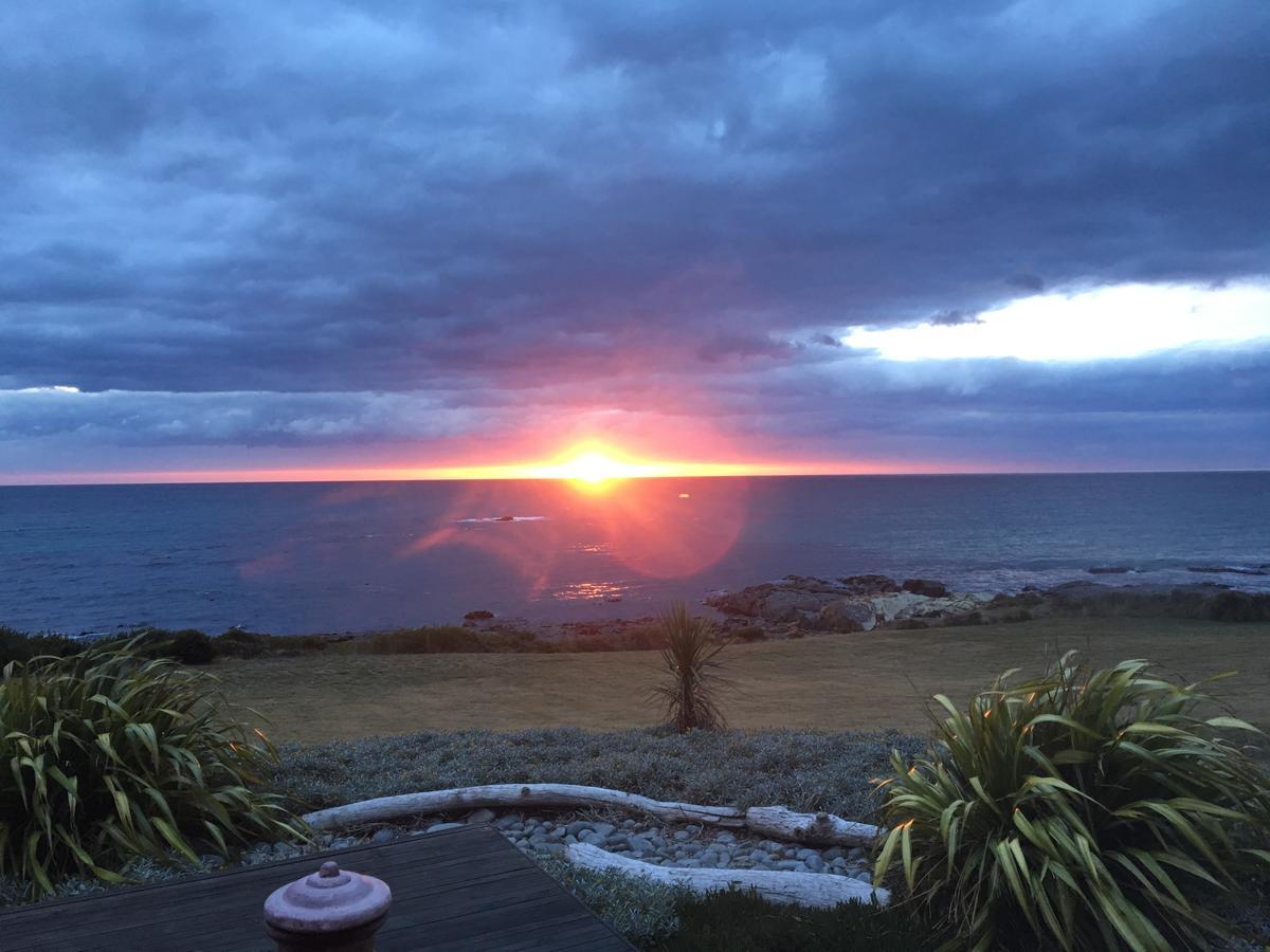 Saltwater - Absolute Oceanfront, Fire Pits, Some Villas With Hot Tubs And Sauna Falmouth Eksteriør bilde